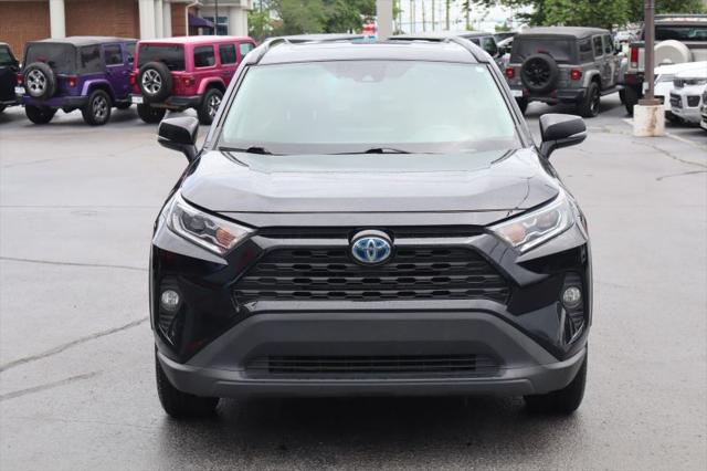 2020 Toyota RAV4 Hybrid XLE