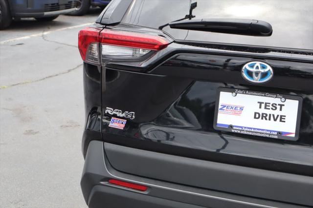 2020 Toyota RAV4 Hybrid XLE