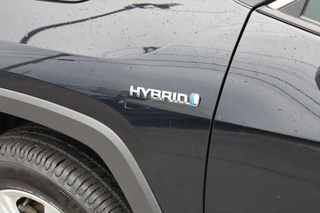 2020 Toyota RAV4 Hybrid XLE