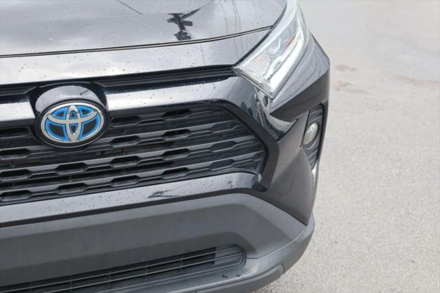 2020 Toyota RAV4 Hybrid XLE