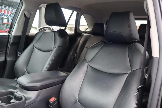2020 Toyota RAV4 Hybrid XLE