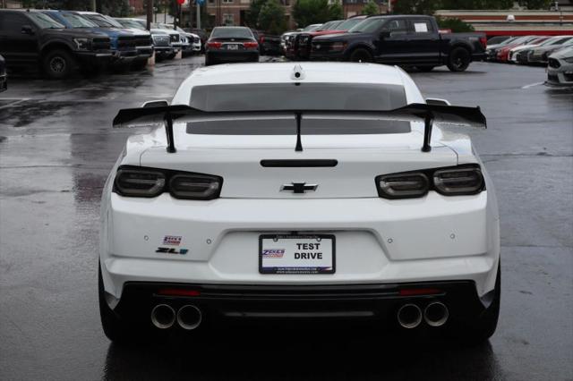 2022 Chevrolet Camaro RWD Coupe ZL1