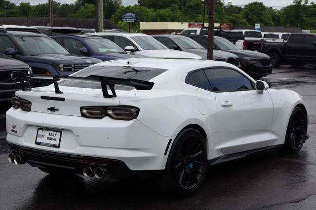 2022 Chevrolet Camaro RWD Coupe ZL1