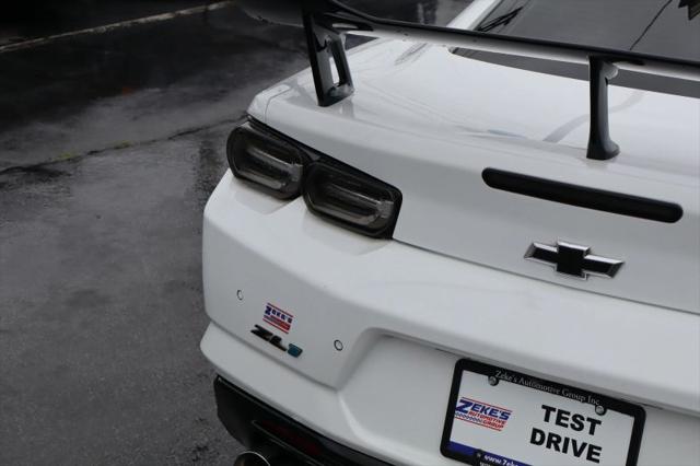 2022 Chevrolet Camaro RWD Coupe ZL1