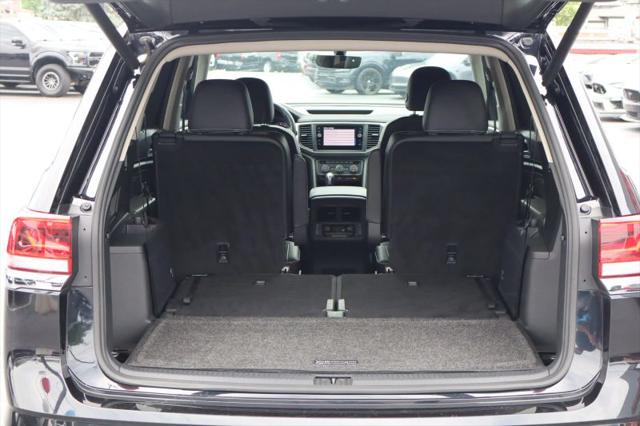 2021 Volkswagen Atlas 3.6L V6 SE w/Technology R-Line