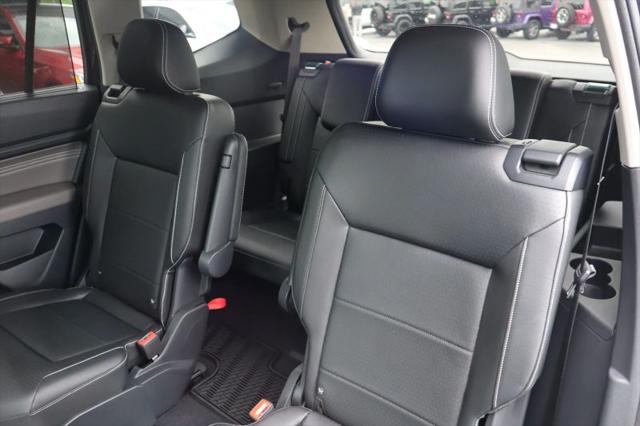 2021 Volkswagen Atlas 3.6L V6 SE w/Technology R-Line