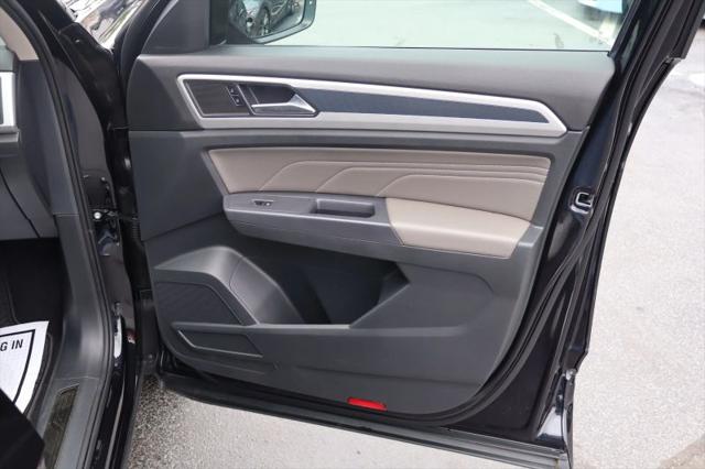 2021 Volkswagen Atlas 3.6L V6 SE w/Technology R-Line