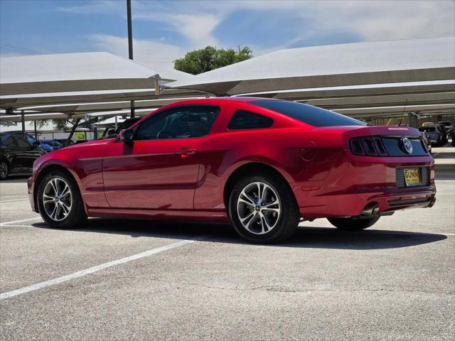 2014 Ford Mustang V6