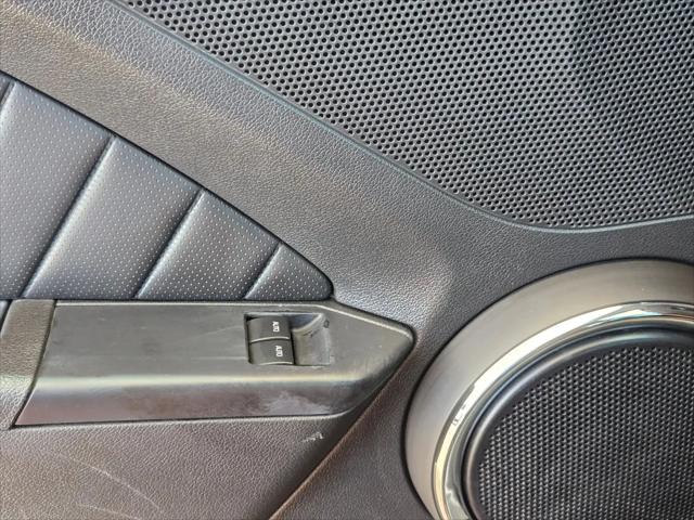 2014 Ford Mustang V6