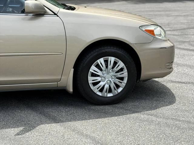 2002 Toyota Camry LE