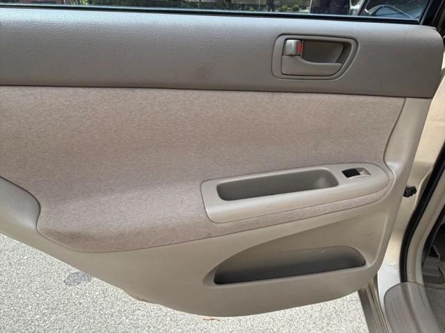 2002 Toyota Camry LE