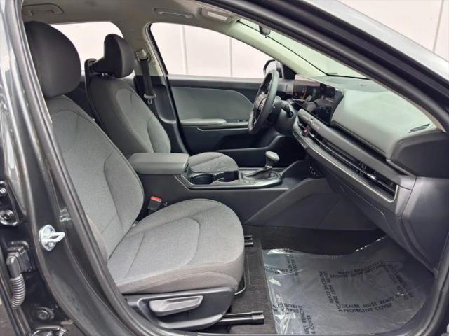 2025 Kia K4 LX
