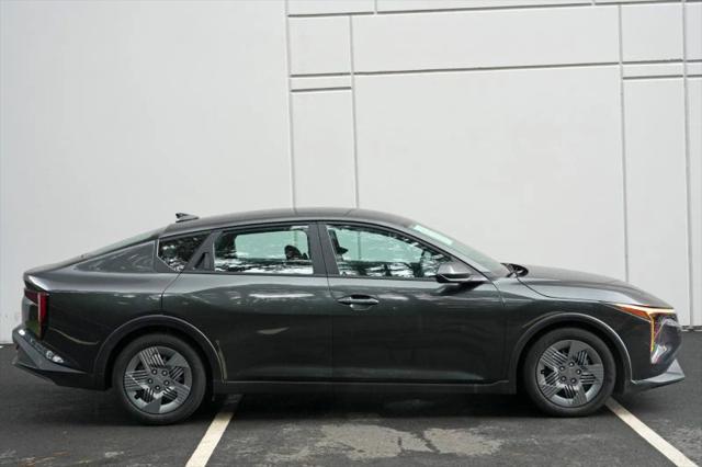 2025 Kia K4 LX