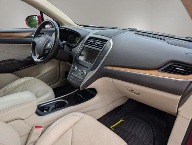 2015 Lincoln MKC Base