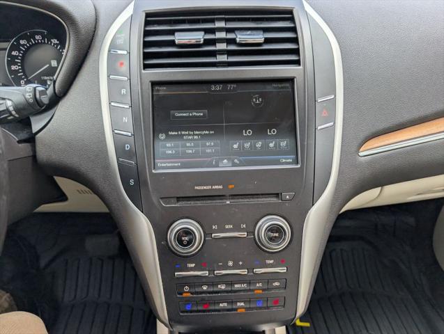 2015 Lincoln MKC Base
