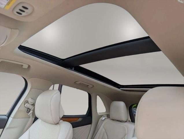 2015 Lincoln MKC Base