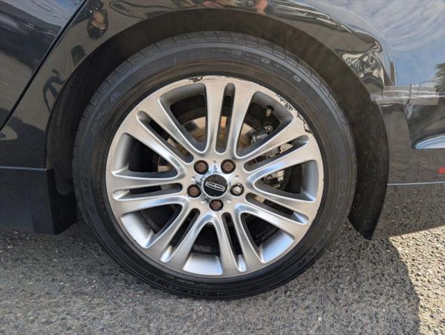 2014 Lincoln MKZ Hybrid Base