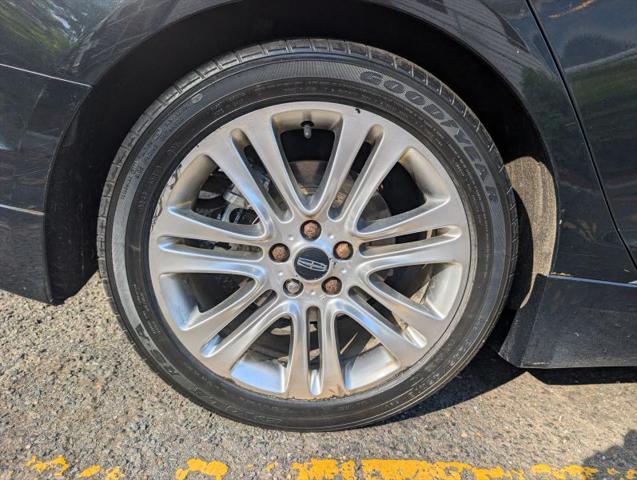 2014 Lincoln MKZ Hybrid Base