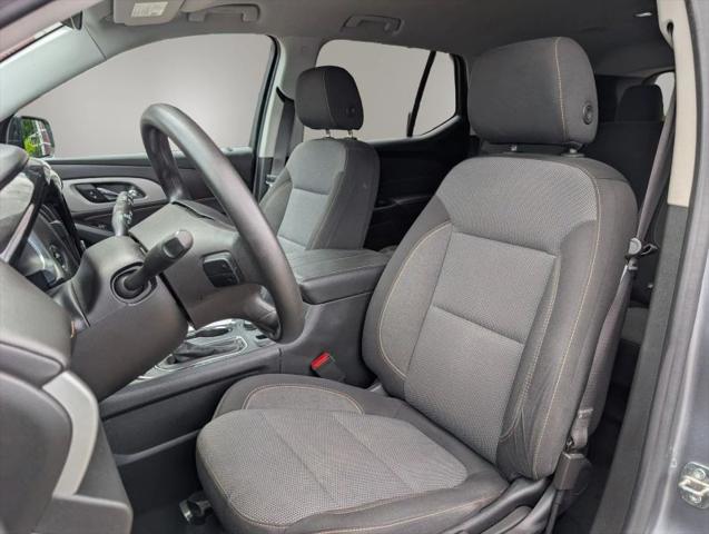 2020 Chevrolet Traverse AWD LS