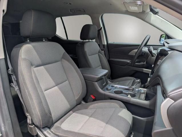 2020 Chevrolet Traverse AWD LS