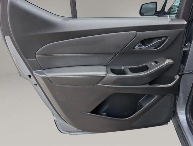 2020 Chevrolet Traverse AWD LS