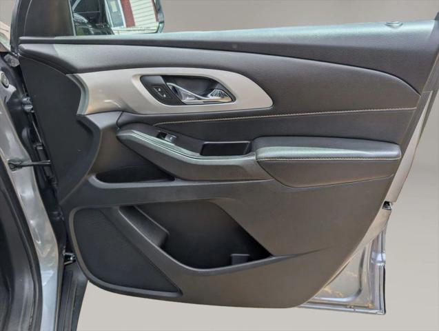 2020 Chevrolet Traverse AWD LS