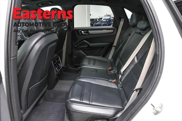 2023 Porsche Cayenne Platinum Edition