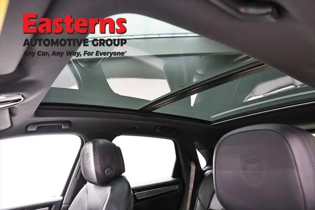 2023 Porsche Cayenne Platinum Edition