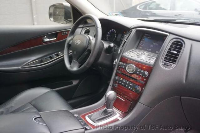 2017 INFINITI QX50 Base