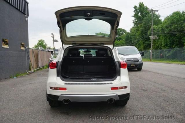 2017 INFINITI QX50 Base