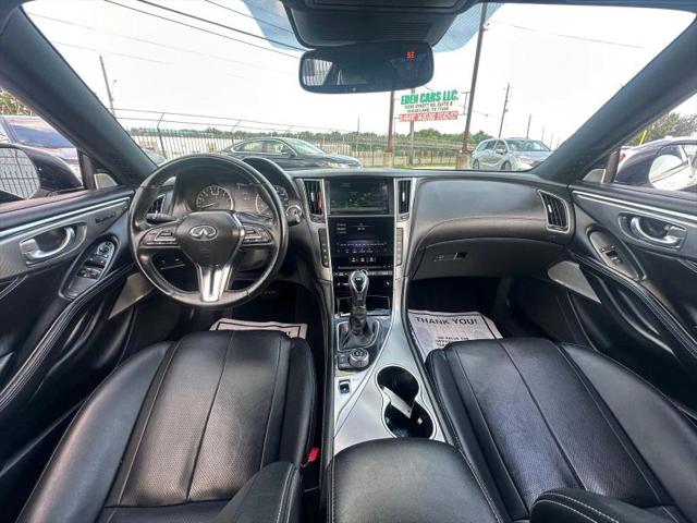 2022 INFINITI Q60 LUXE