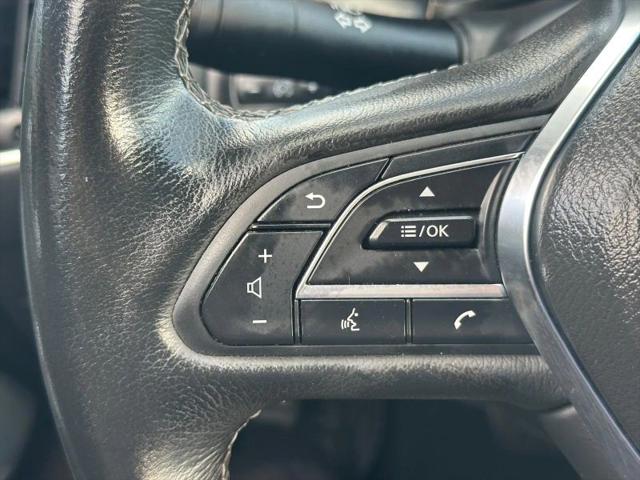 2022 INFINITI Q60 LUXE