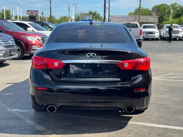 2015 INFINITI Q50 Premium