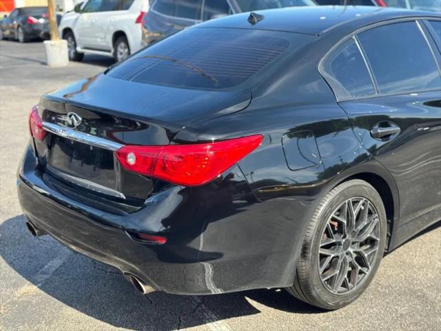 2015 INFINITI Q50 Premium