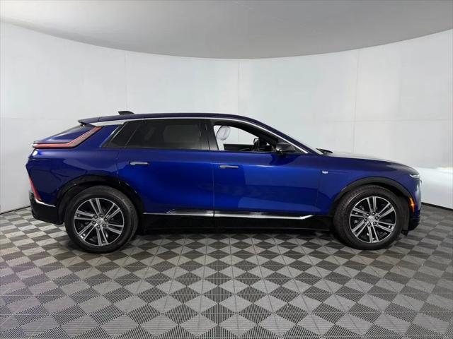 2024 Cadillac iQ Luxury w/1SD