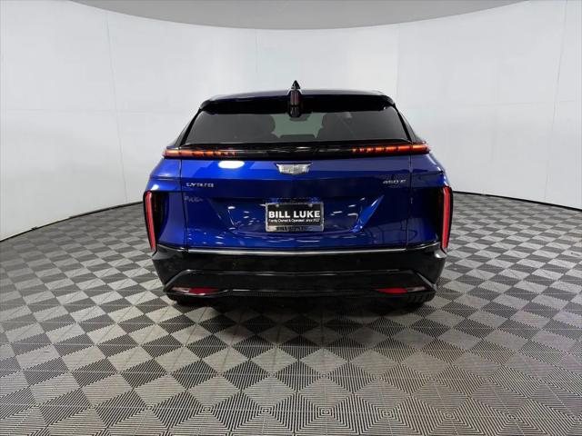 2024 Cadillac iQ Luxury w/1SD