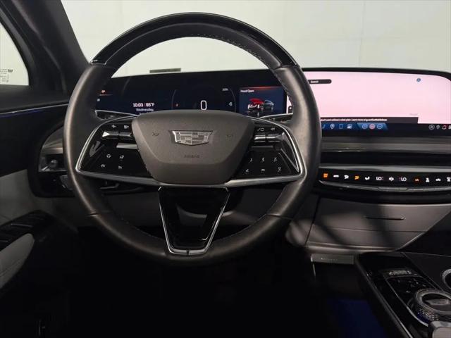 2024 Cadillac iQ Luxury w/1SD