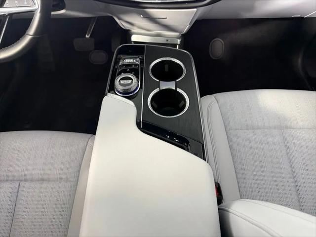 2024 Cadillac iQ Luxury w/1SD