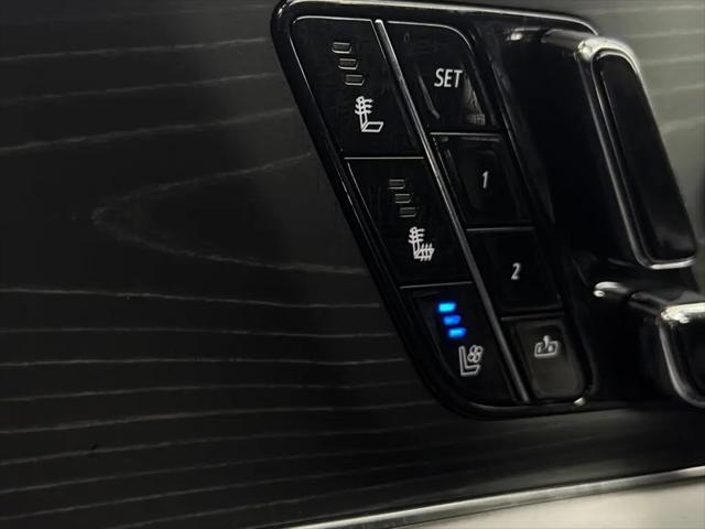 2024 Cadillac iQ Luxury w/1SD
