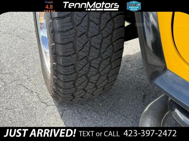 2004 HUMMER H2 Base