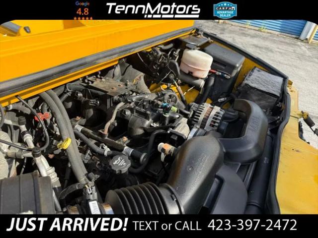 2004 HUMMER H2 Base