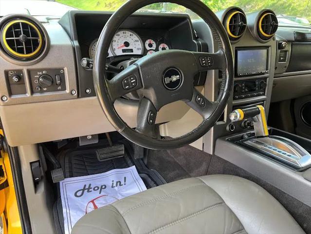 2004 HUMMER H2 Base