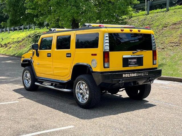 2004 HUMMER H2 Base