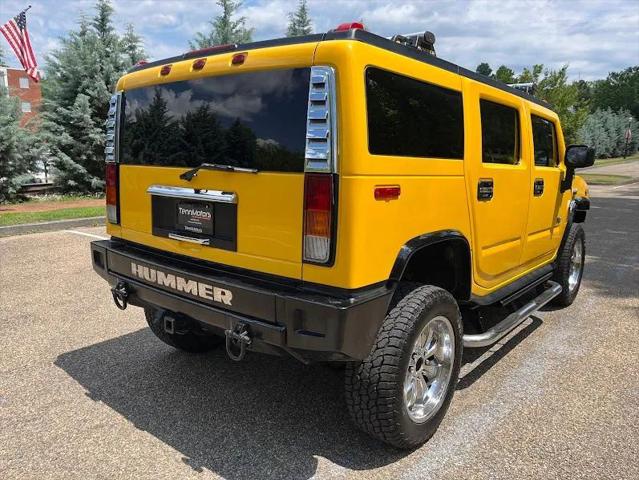 2004 HUMMER H2 Base