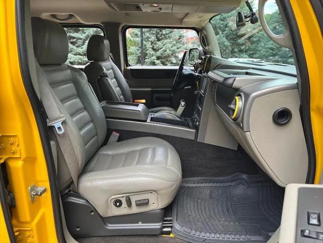 2004 HUMMER H2 Base
