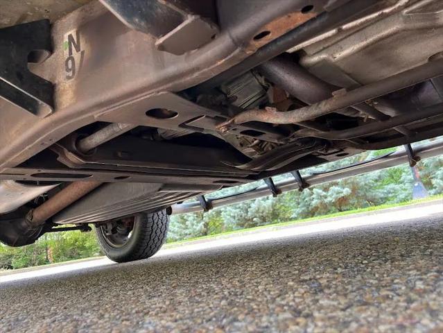 2004 HUMMER H2 Base