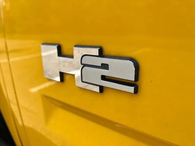 2004 HUMMER H2 Base