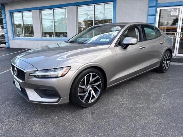 2019 Volvo S60 T6 Momentum