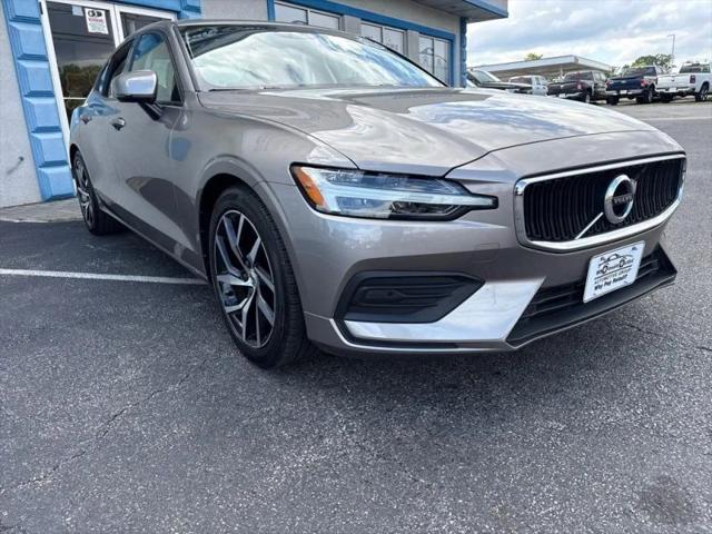 2019 Volvo S60 T6 Momentum
