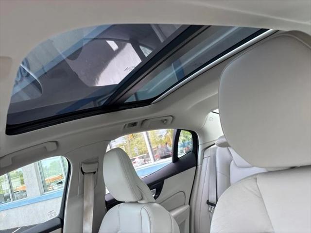 2019 Volvo S60 T6 Momentum